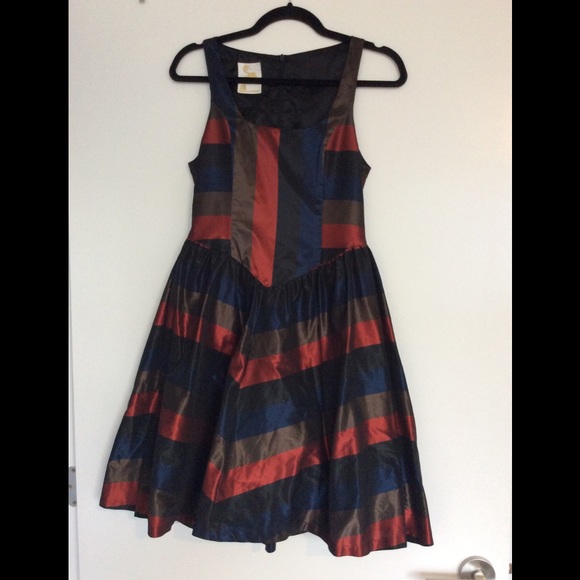 Retro Designer dress - Picture 3 of 8